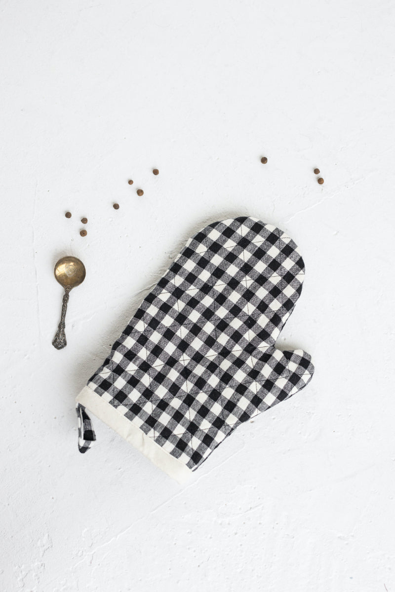 black gingham linen oven mitt and linen pot holder