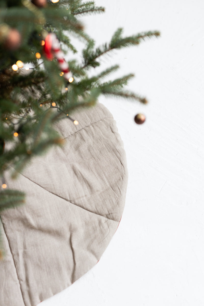 linen Christmas tree skirt