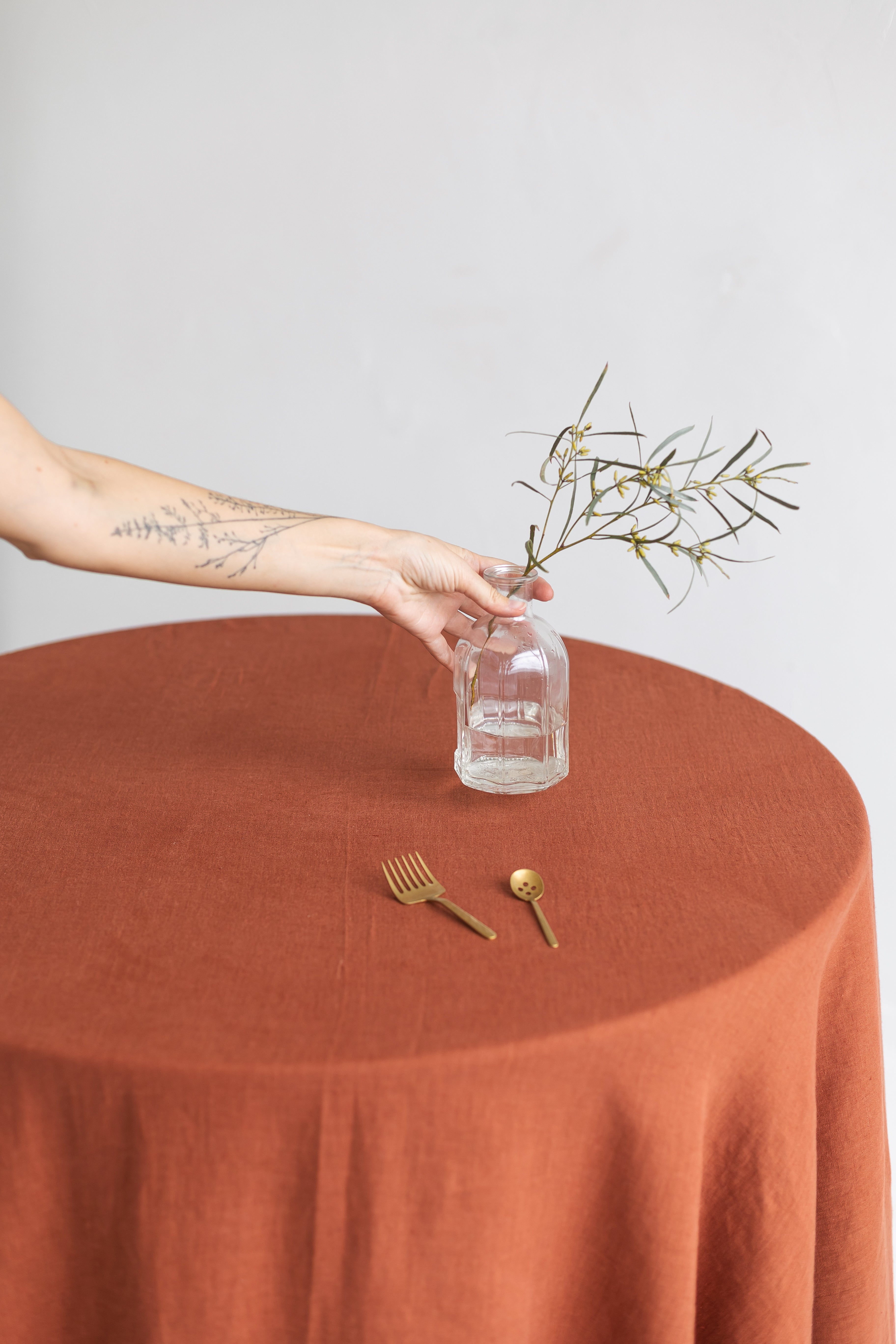 round linen tablecloth