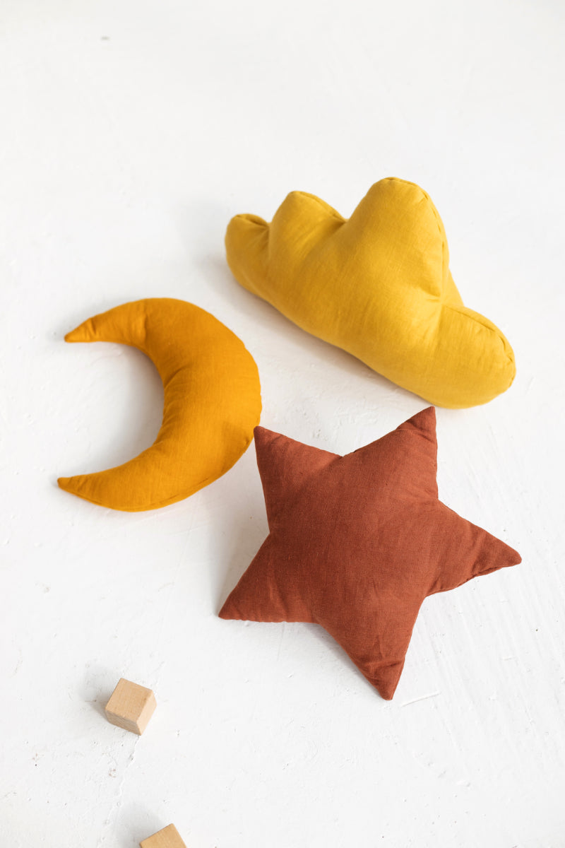 Kids room linen pillow