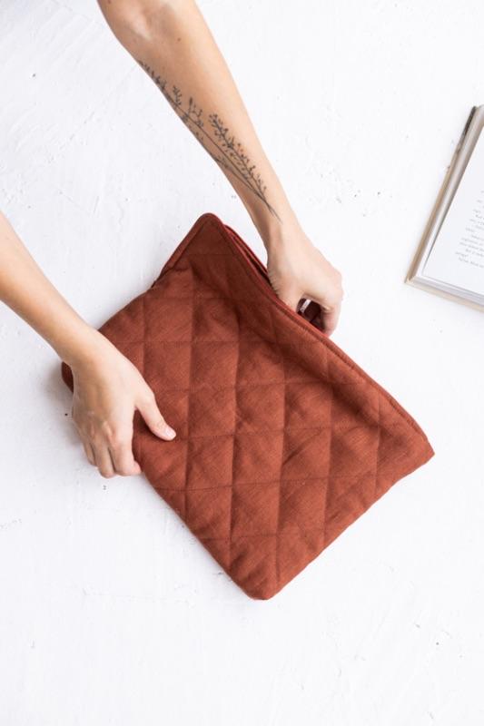 linen laptop case