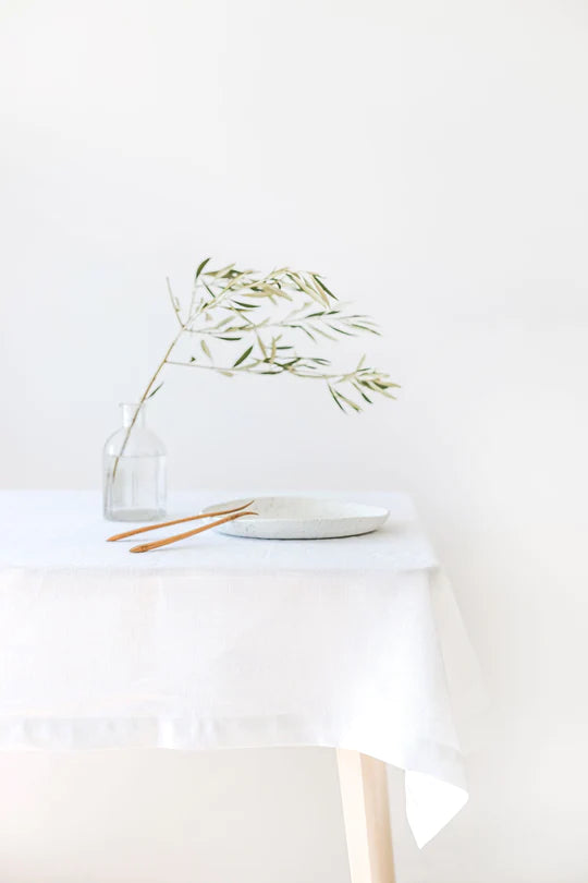 How to Get Red Wine Out of a Linen Tablecloth?