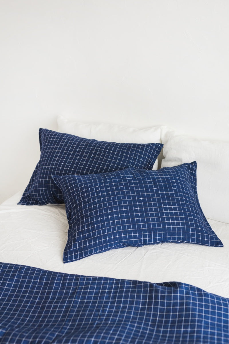 navy blue linen bedding