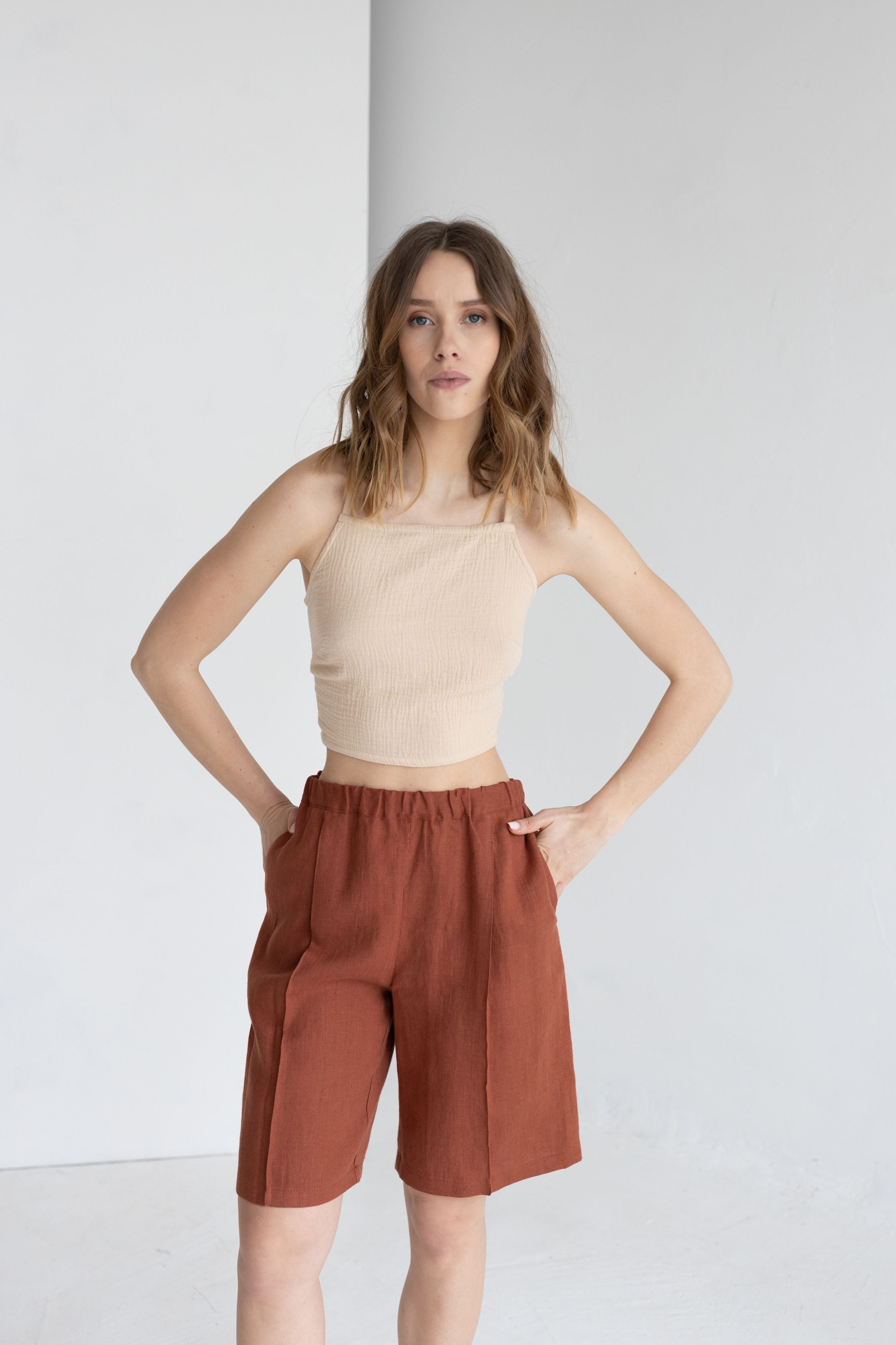 Black Wide-Leg Linen Bermuda Shorts With Crease Line