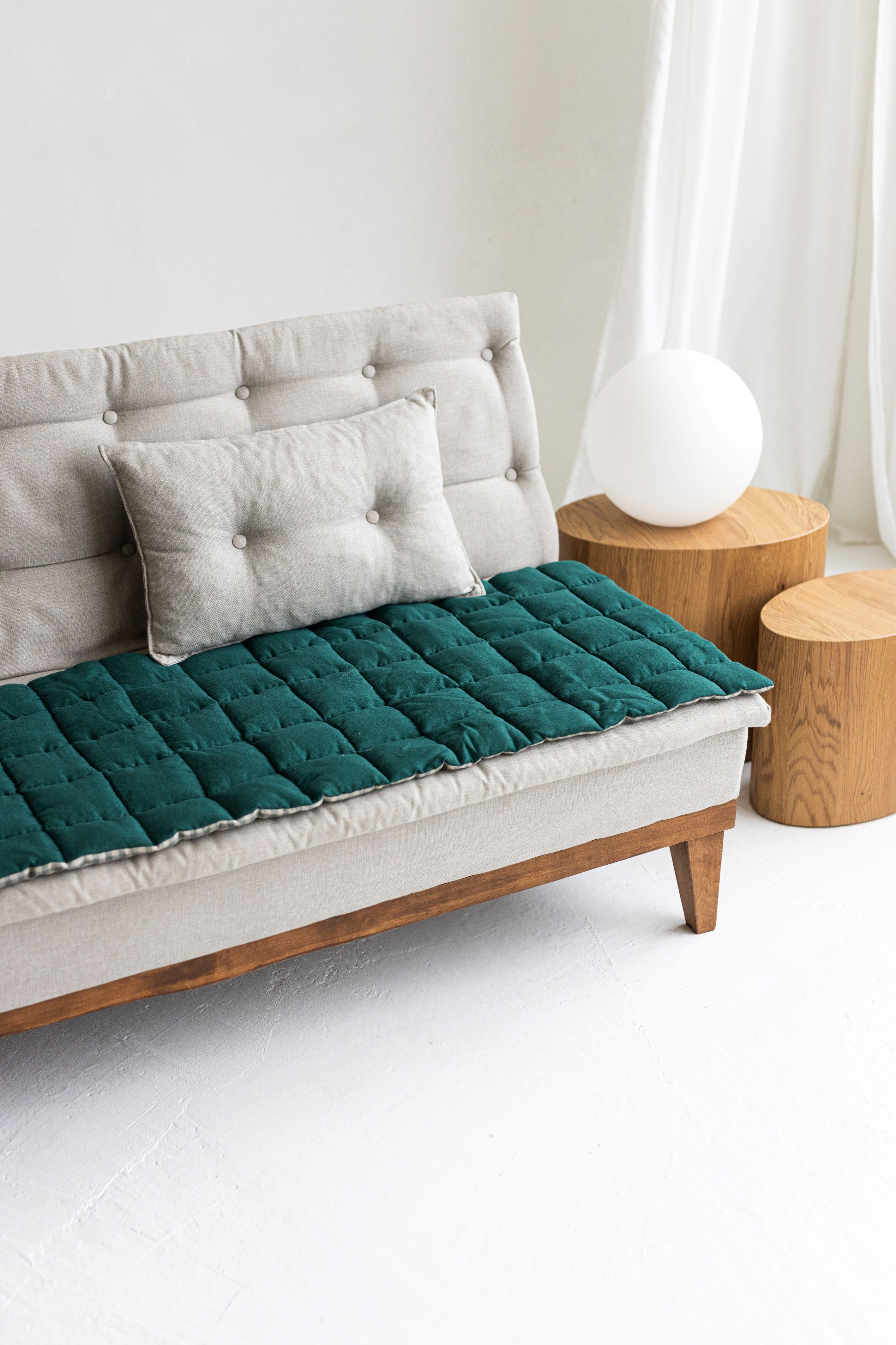 Two-sided Emerald Linen Couch Mat