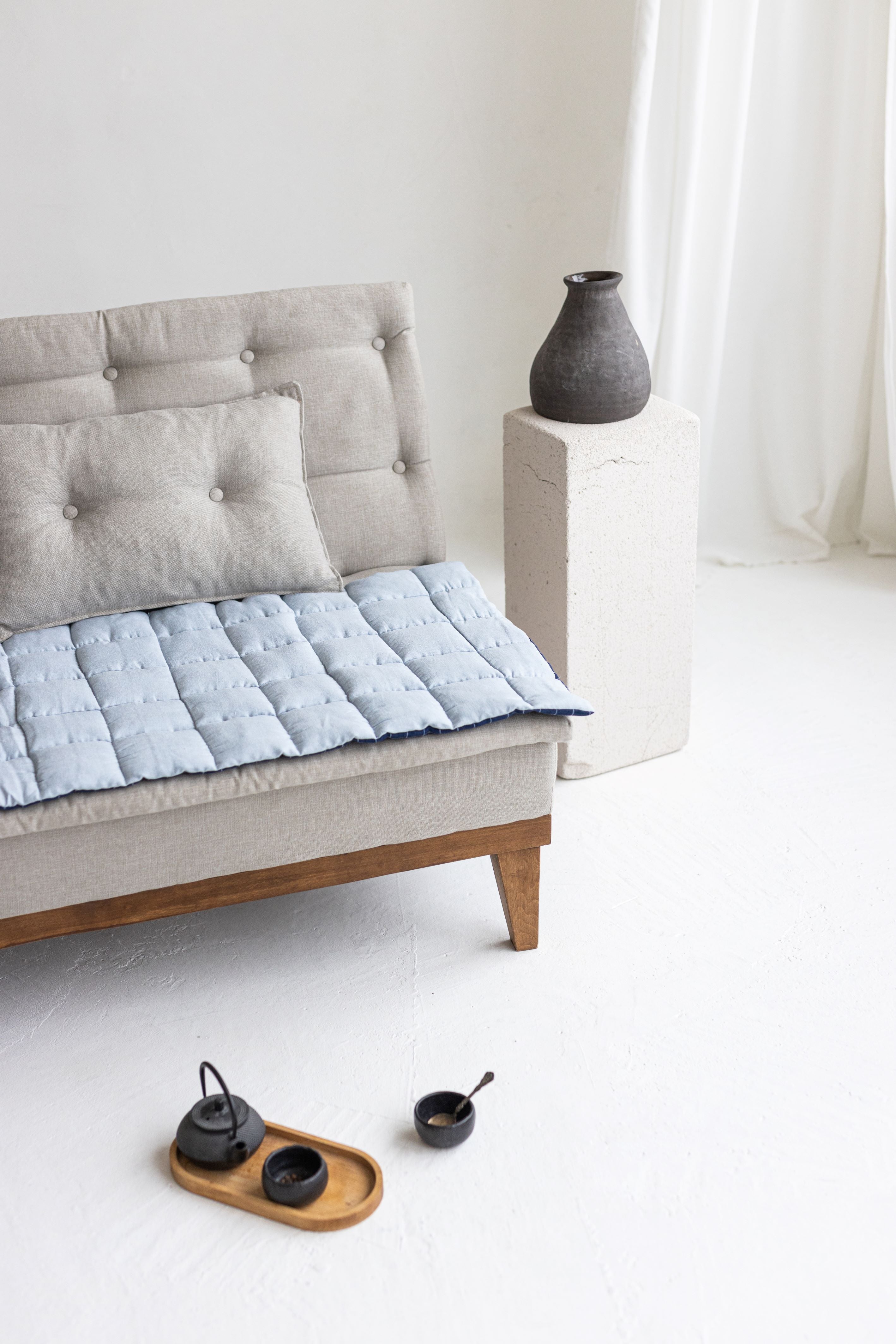 Two-sided Blue Linen Couch Mat