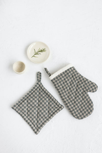 linen oven mitt and linen pot holder
