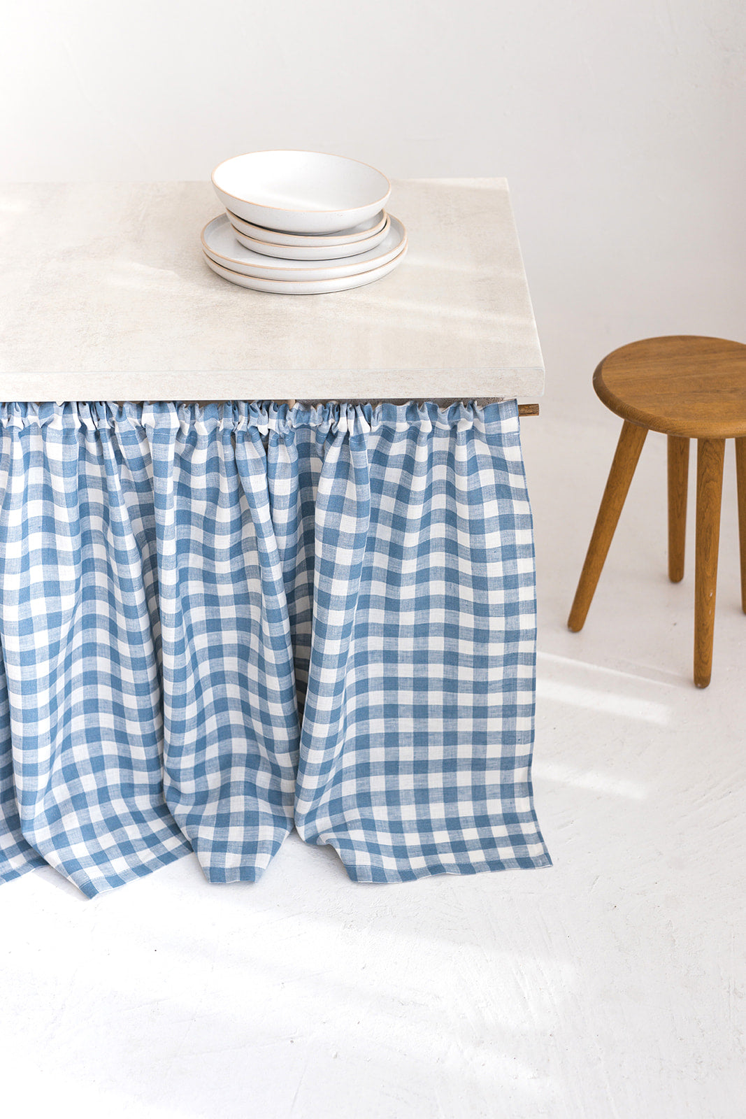 linen sink skirt