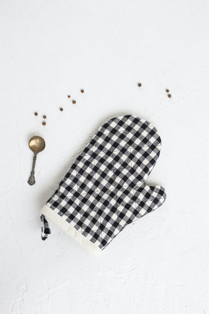 black gingham linen oven mitt and linen pot holder