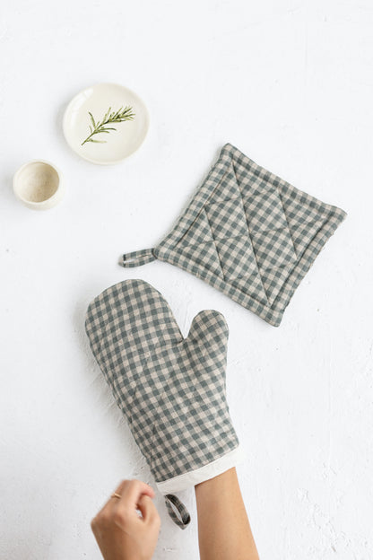 linen oven mitt and linen pot holder