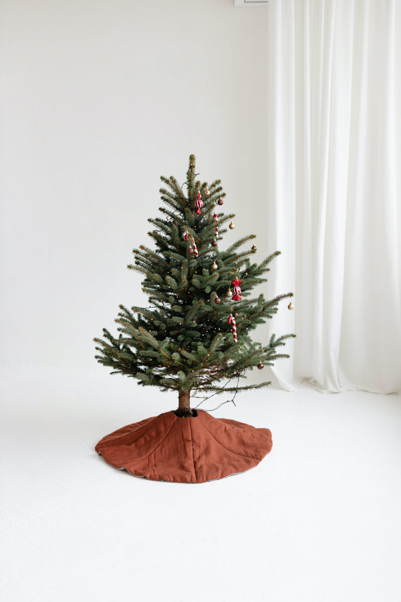 linen Christmas tree skirt