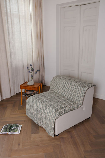 quilted linen lounge cover