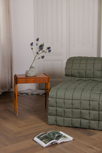 quilted linen lounge cover