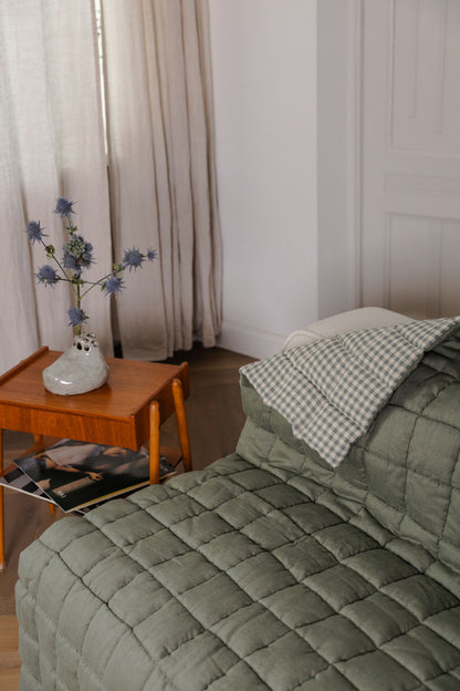 quilted linen lounge cover
