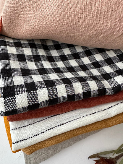 linen fabric pieces by weight