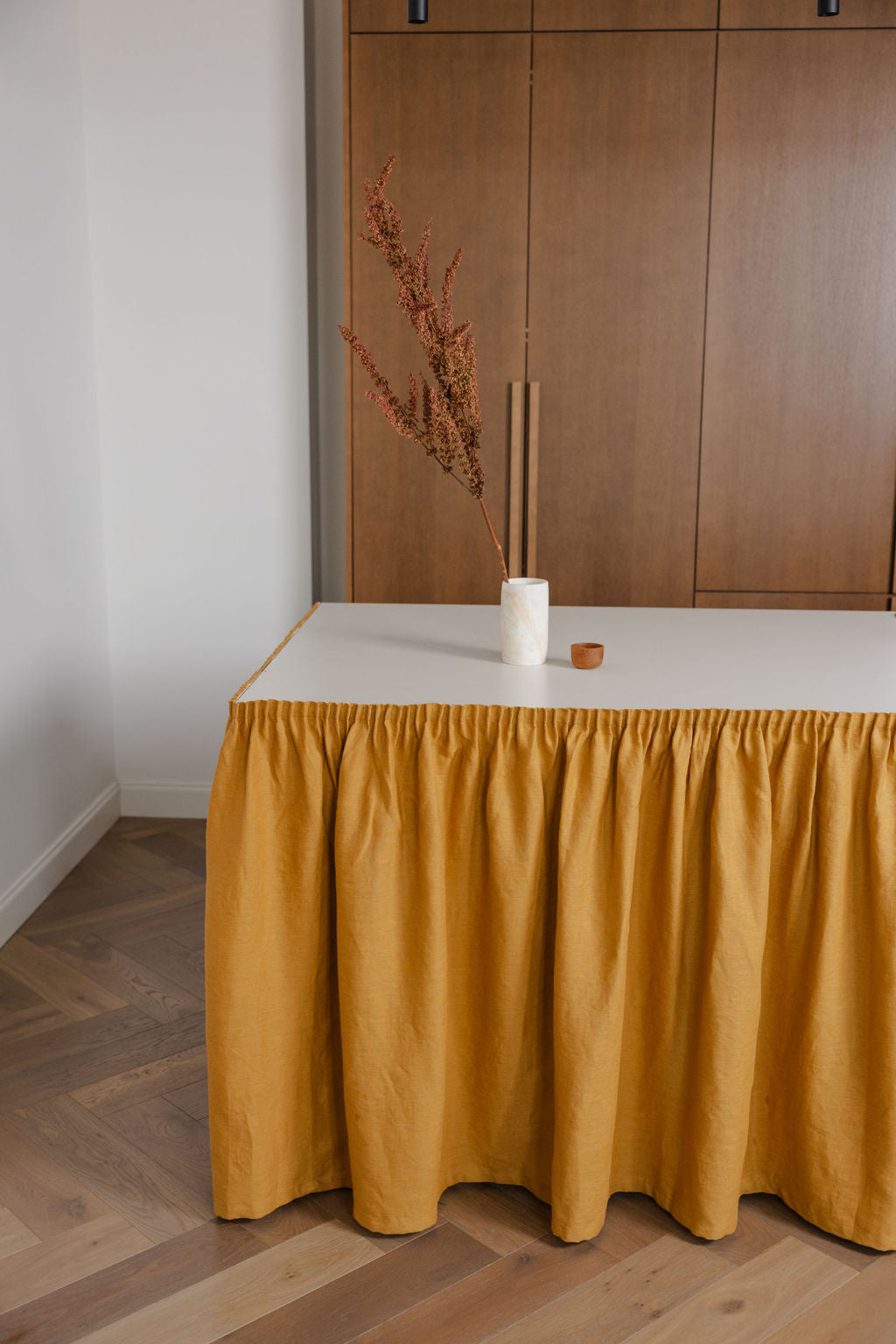 linen sink skirt with velcro