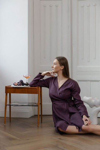 Plum linen dress with long sleeves