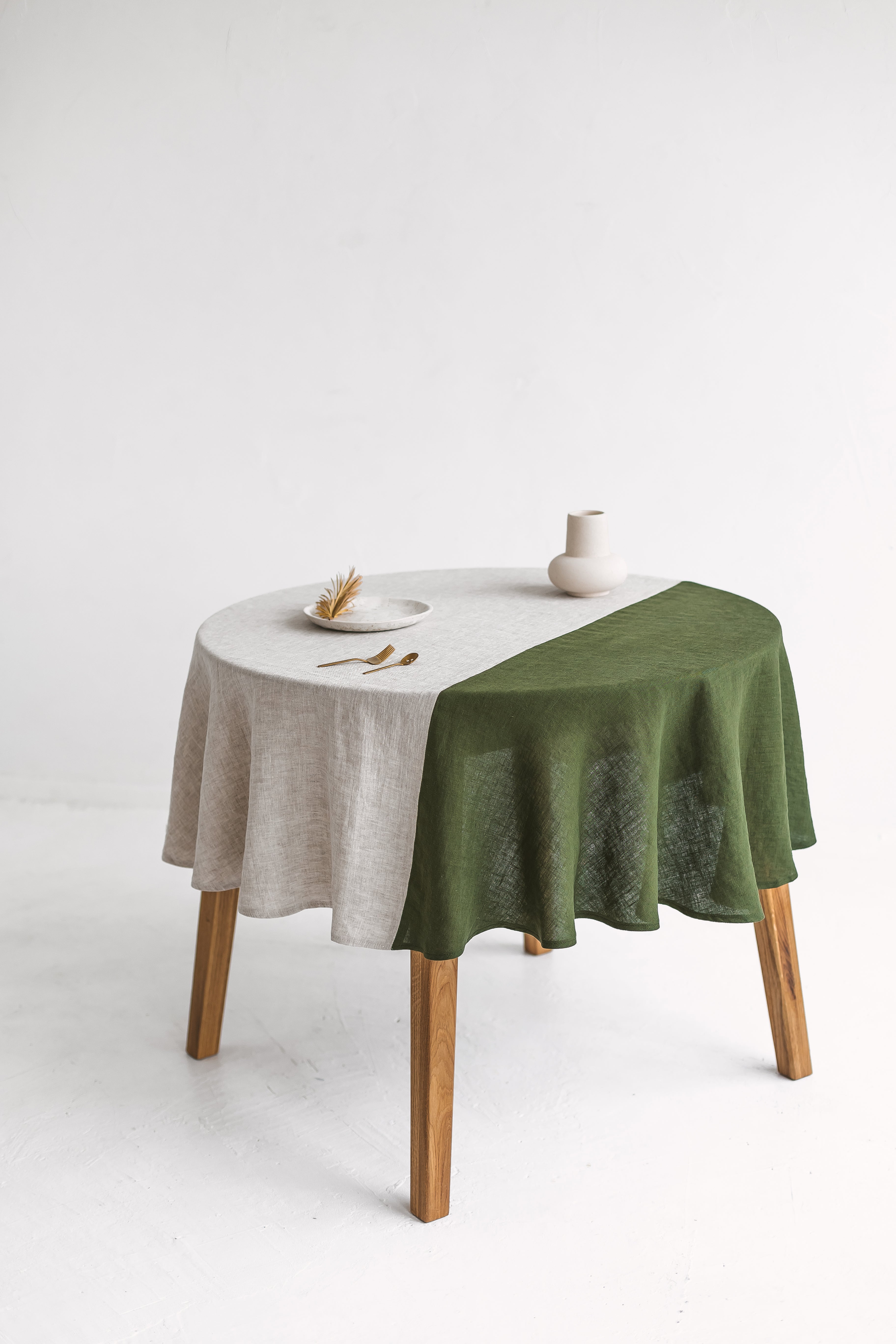 Color Block Round Rusty Linen Tablecloth