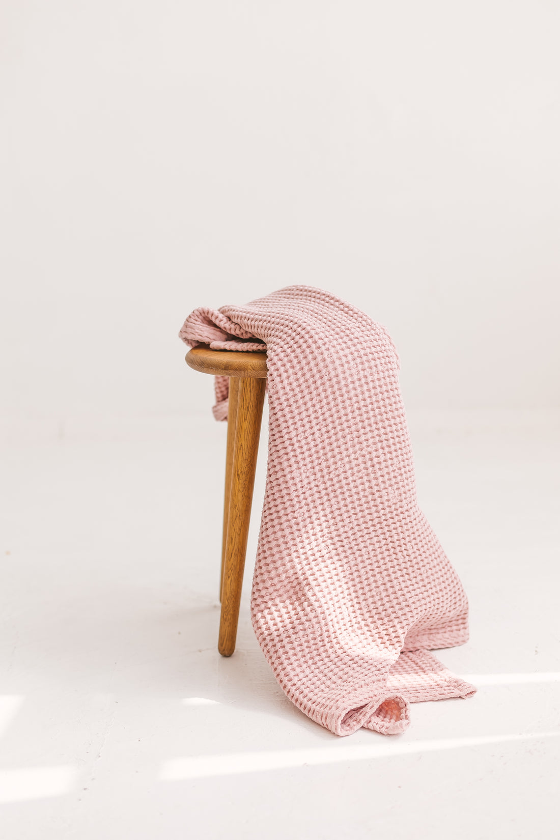 linen bath towel