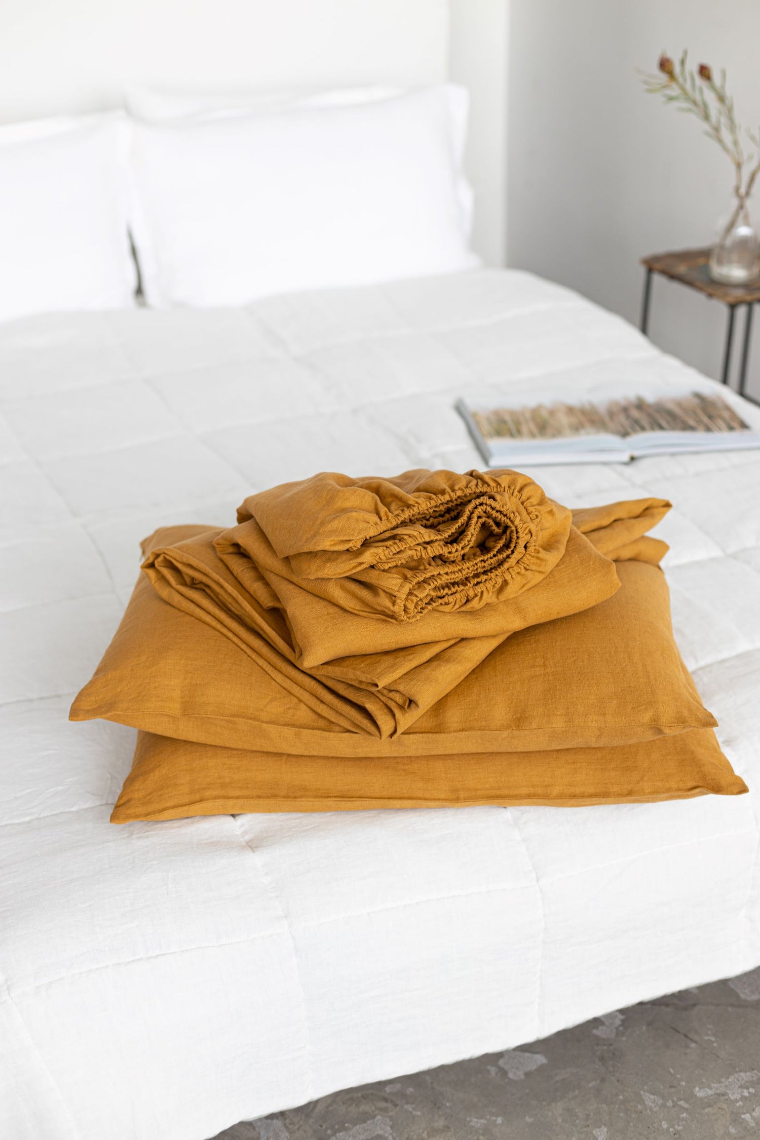 Amber Linen Sheets Set