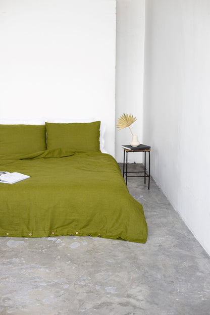 Moss green linen bedding set