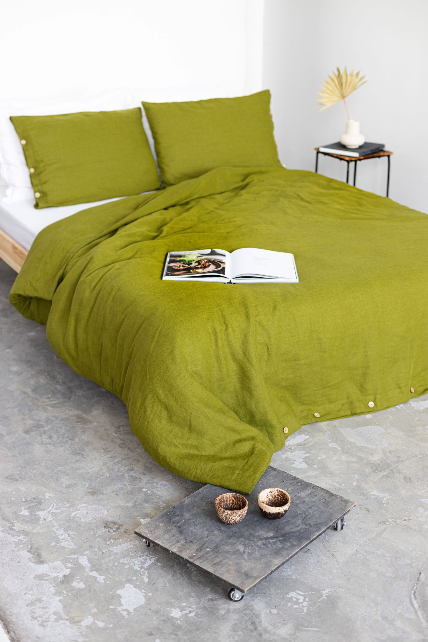 Moss Green Linen Bedding Set