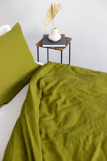 Moss green linen bedding set