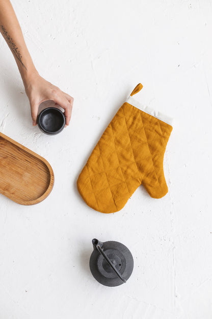 linen oven mitt