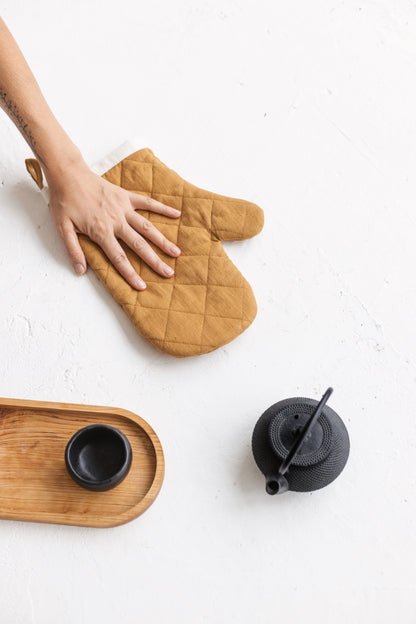 linen oven mitt