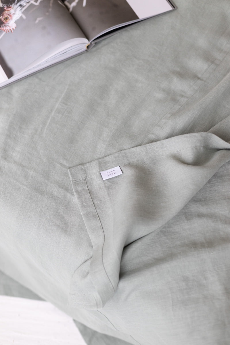linen bedspread
