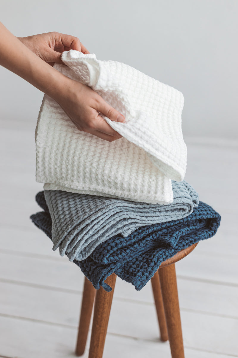 linen bath towel
