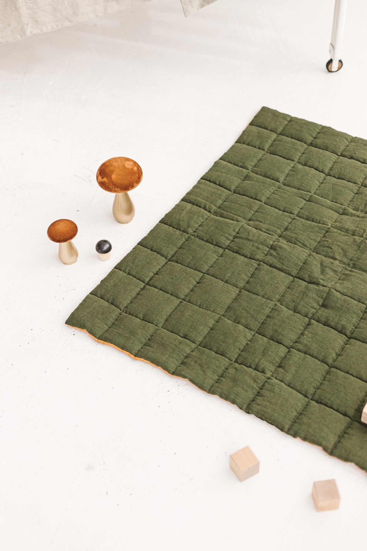 Dark Green Amber Linen Baby Padded Play Mat