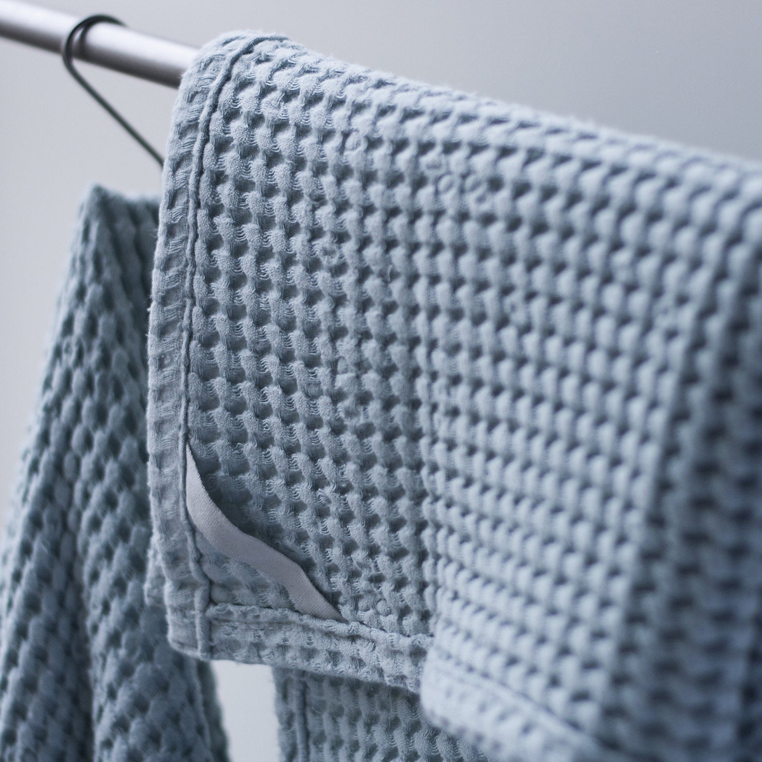 Light Blue Linen Waffle Bath Towel