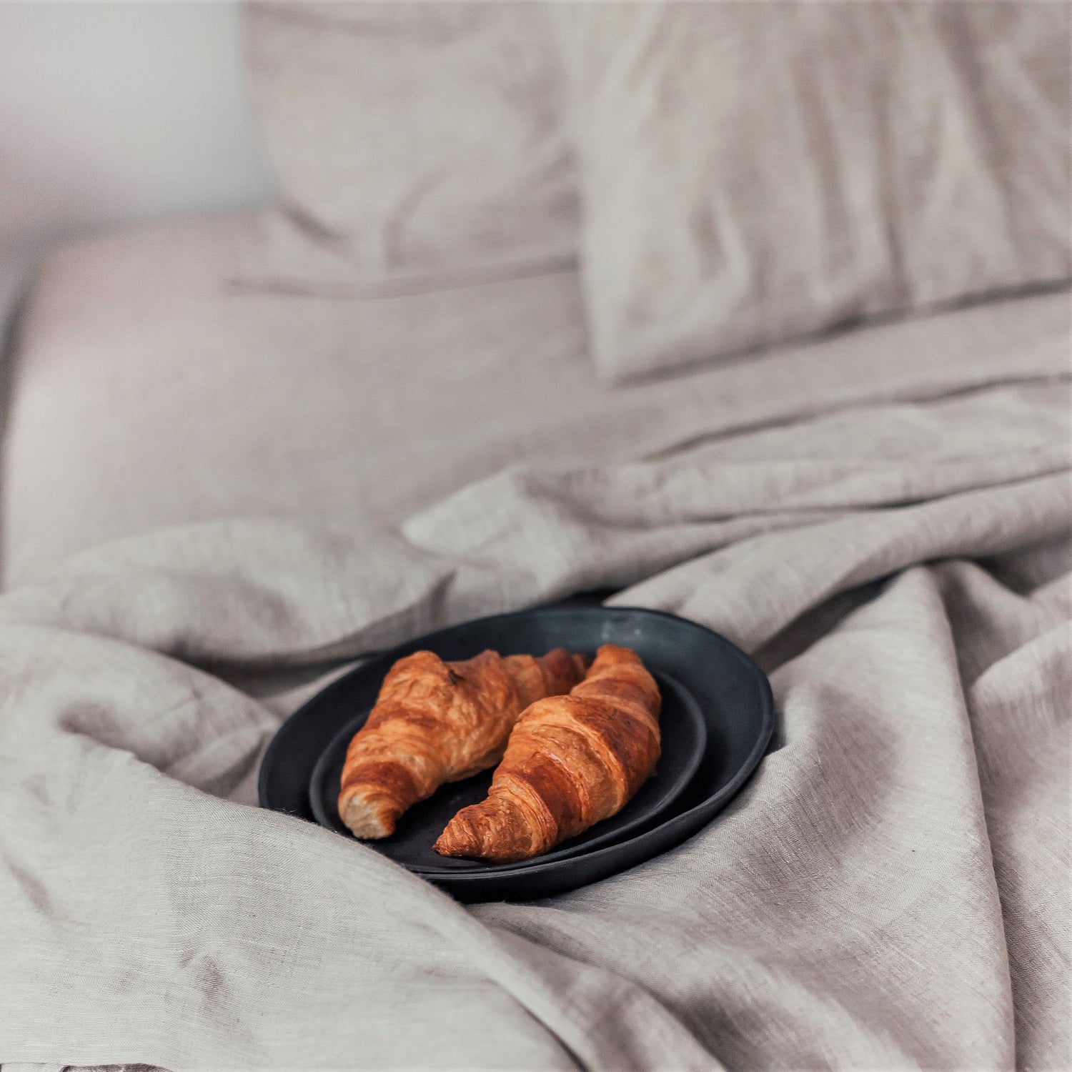 Graphite Gray Linen Fitted Sheet