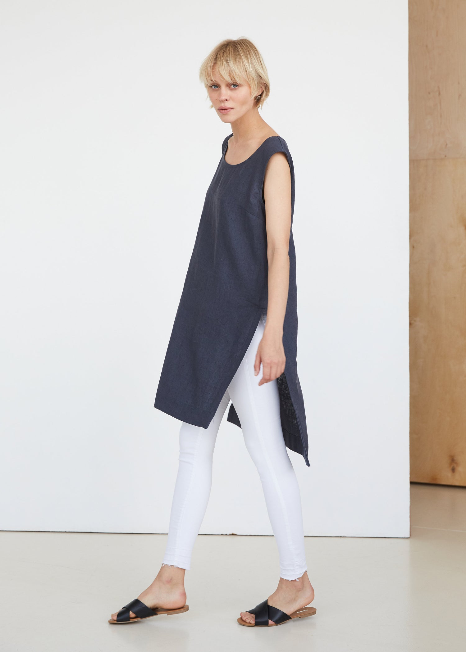 Coal Gray Linen Tunic