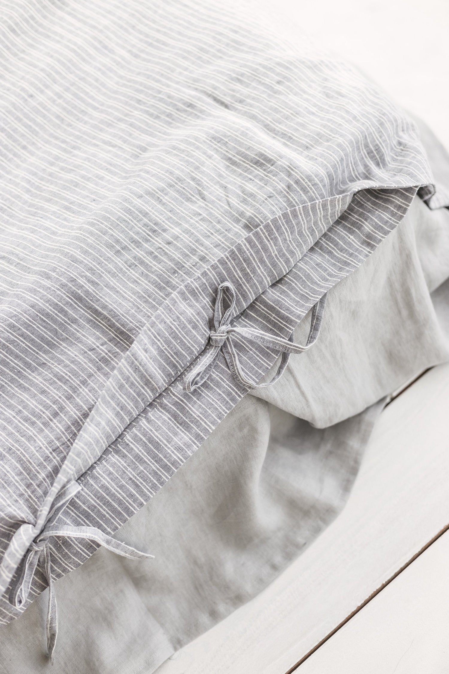Set Of Striped Gray Linen Duvet Cover And 2 Pillow Cases