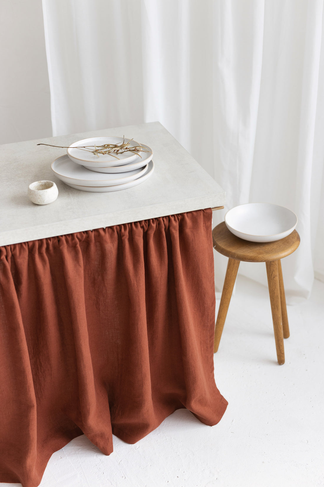 Rusty Linen Sink Skirt