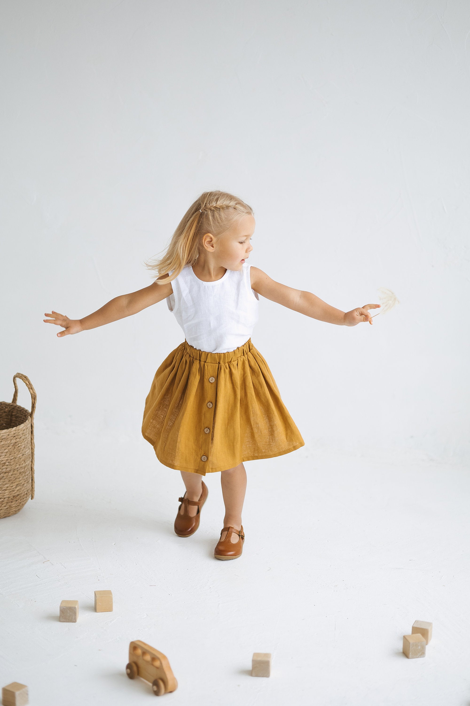 Amber Linen Girls Skirt