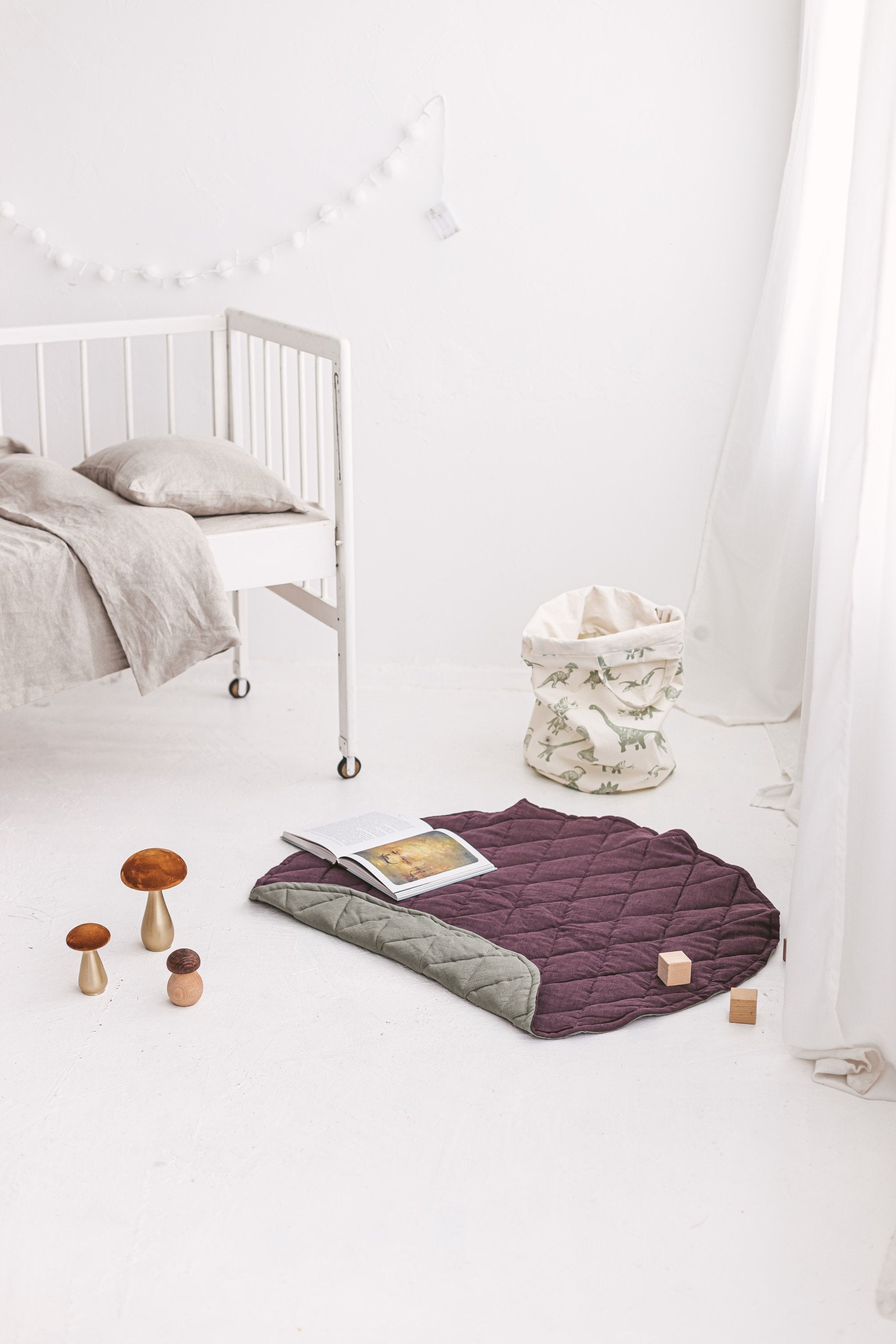 Moss Green Walnut Brown Round Linen Quilted Rug